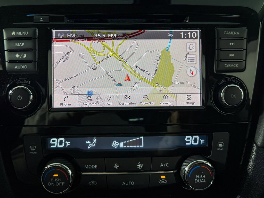 Used 2018 Nissan Rogue SL image 16