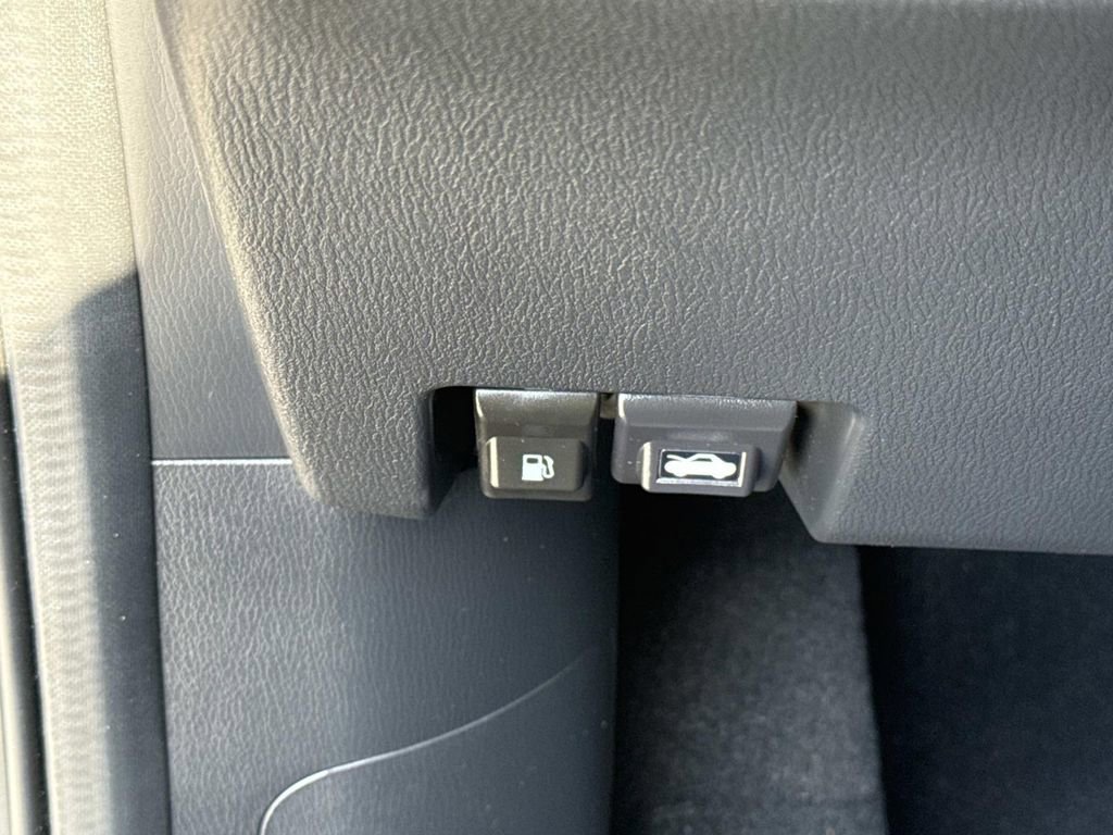 Used 2019 MAZDA CX-5 Touring image 43