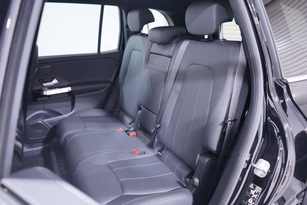 Used 2024 Mercedes-Benz EQB 250+ image 9
