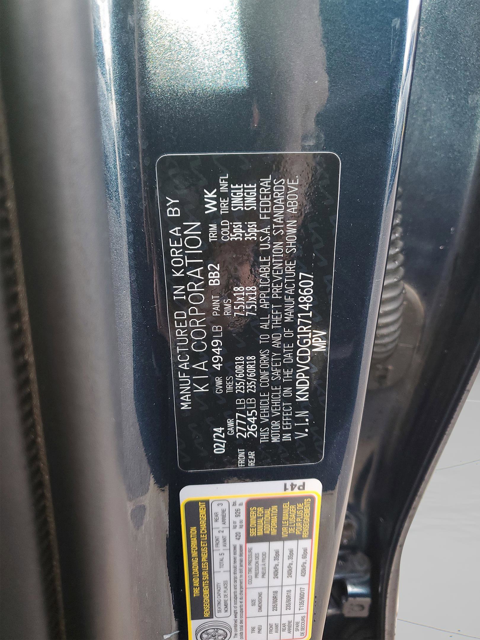 Used 2024 Kia Sportage EX image 30