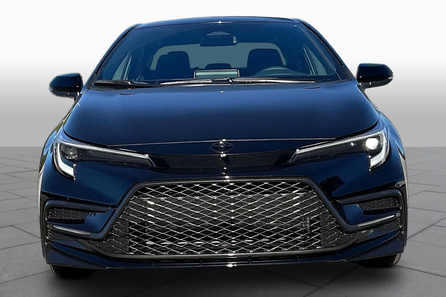 New 2027 Toyota Corolla SE FWD image 3