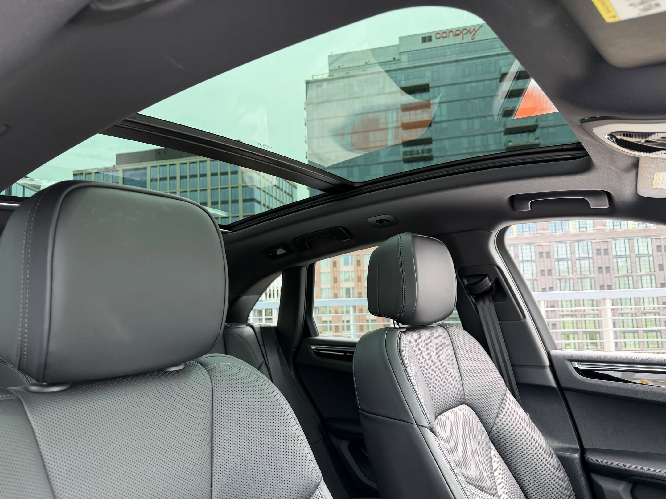 Certified 2026 Porsche Macan image 13