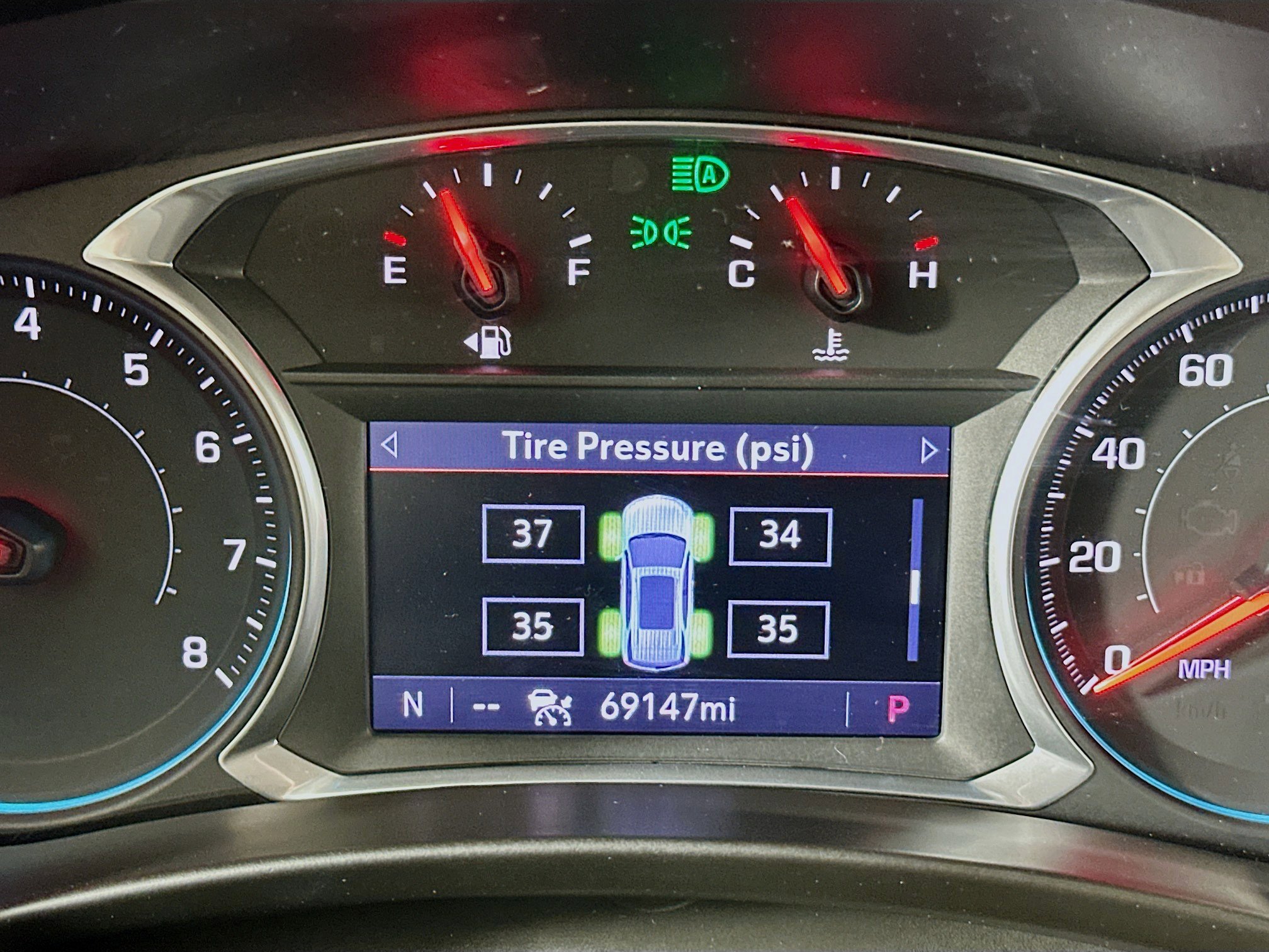 Used 2019 Chevrolet Equinox Premier image 19