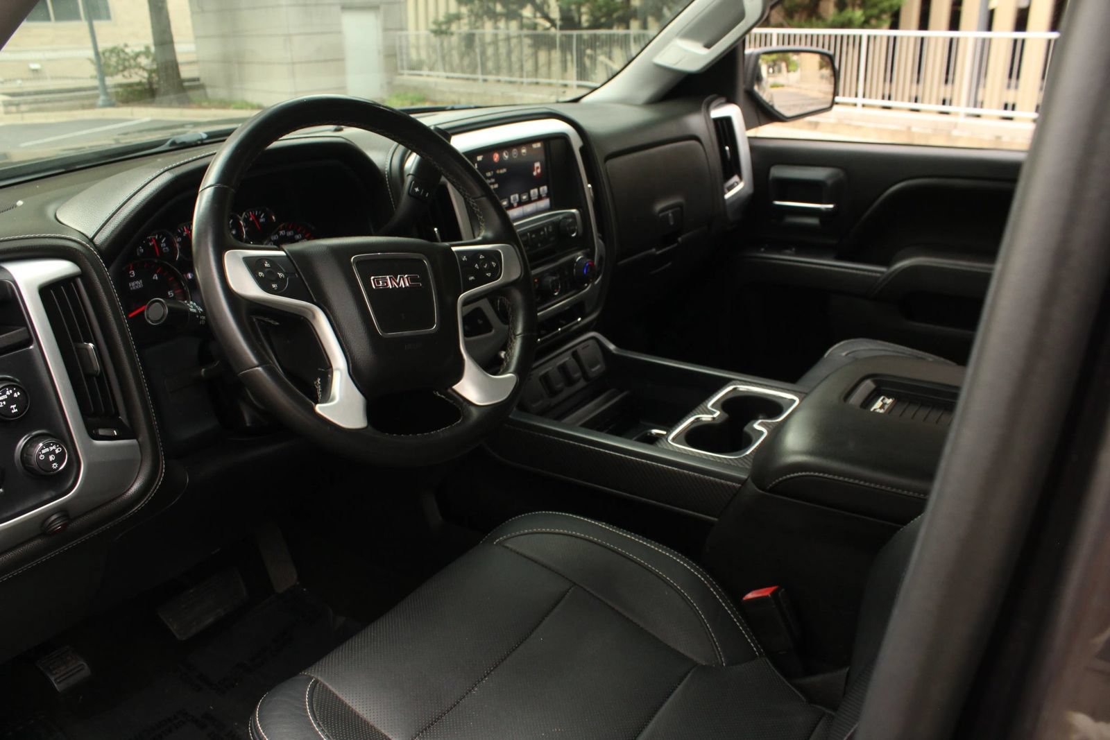 Used 2016 GMC Sierra 1500 SLE w/ SLE Value Package AWD/4WD image 14