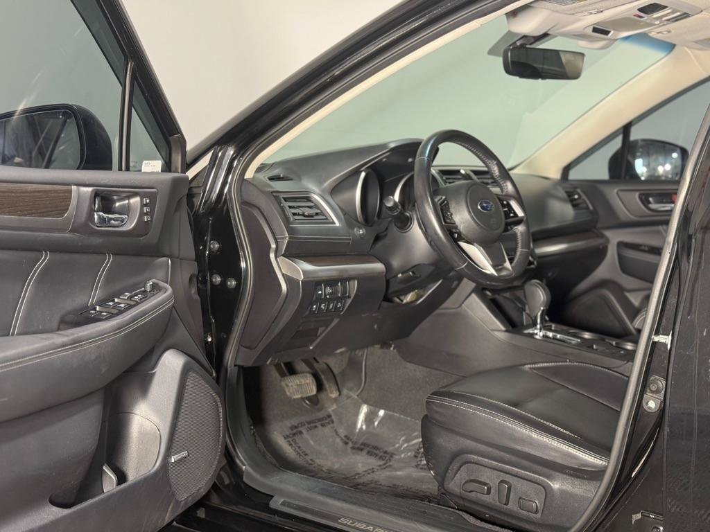 Used 2018 Subaru Legacy 3.6R Limited AWD/4WD image 11
