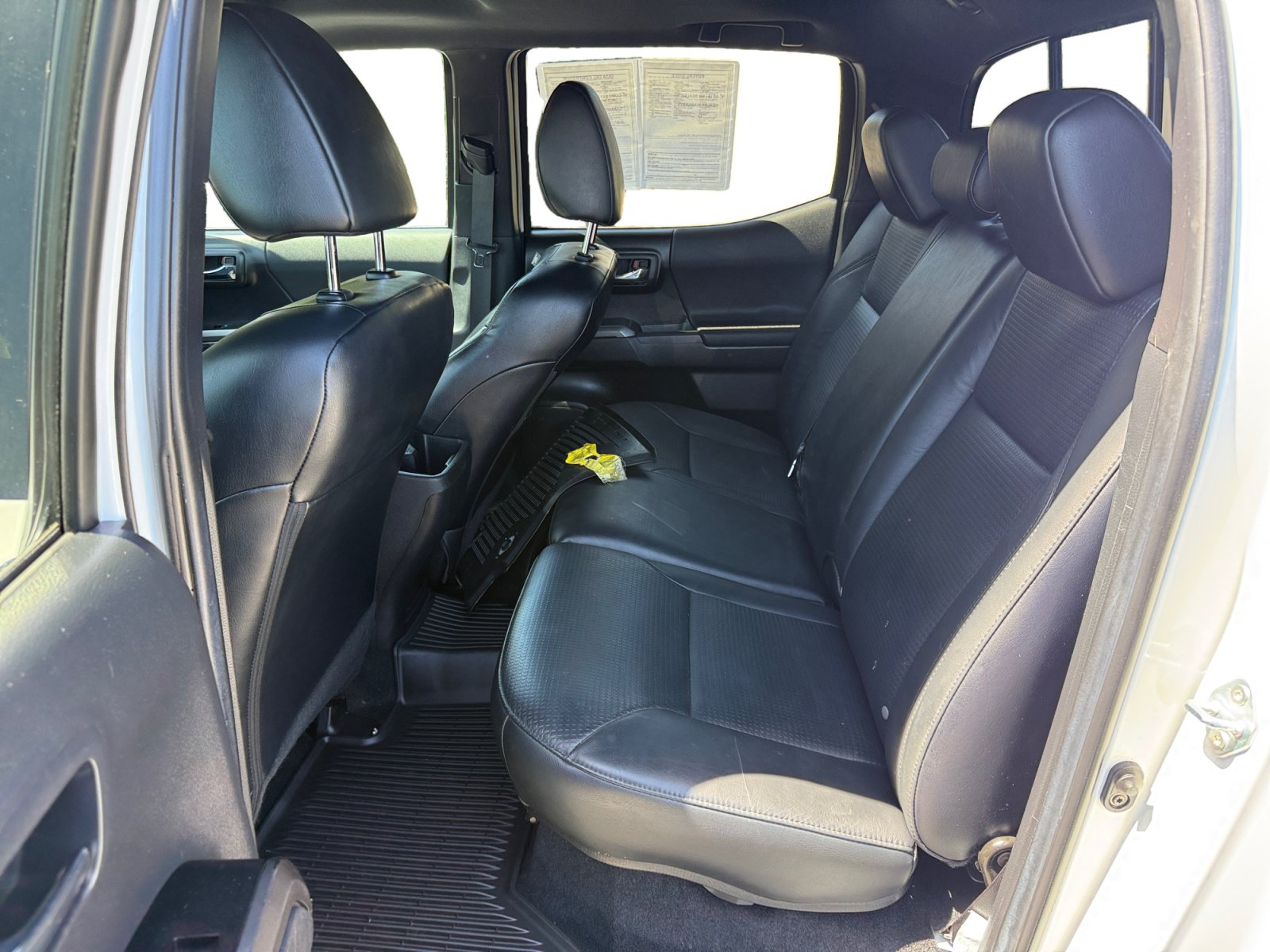 Used 2022 Toyota Tacoma TRD Off-Road w/ TRD Premium Off Road Package AWD/4WD image 16