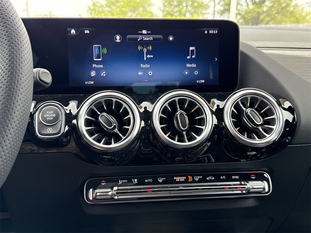 New 2025 Mercedes-Benz GLA 250 image 24