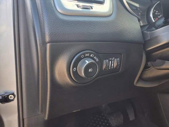 Used 2020 Jeep Compass Latitude image 19