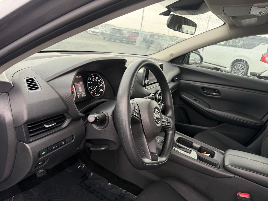 Used 2025 Nissan Sentra S FWD image 14