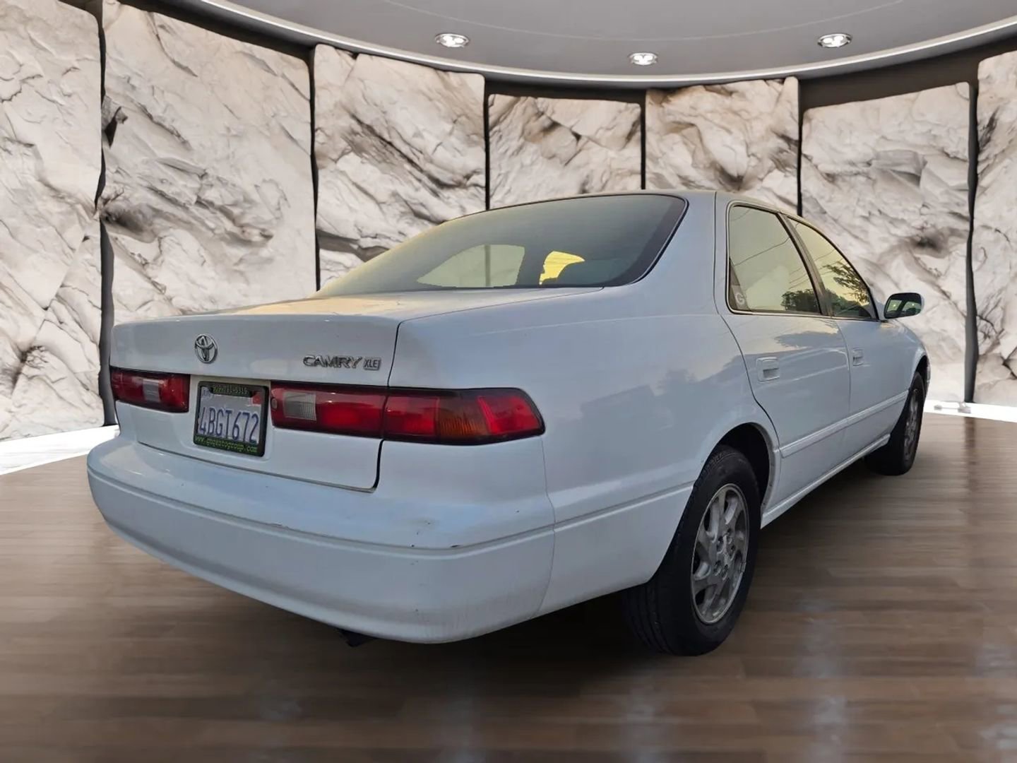 Used 1998 Toyota Camry XLE image 6