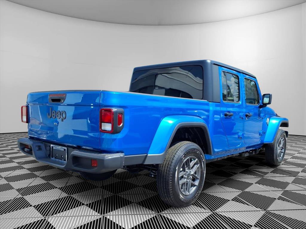 New 2026 Jeep Gladiator Sport AWD/4WD image 23