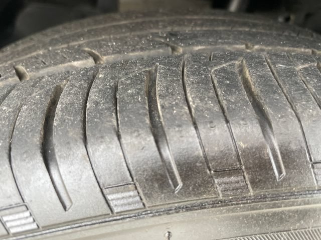 Used 2025 Nissan Sentra SV FWD image 30