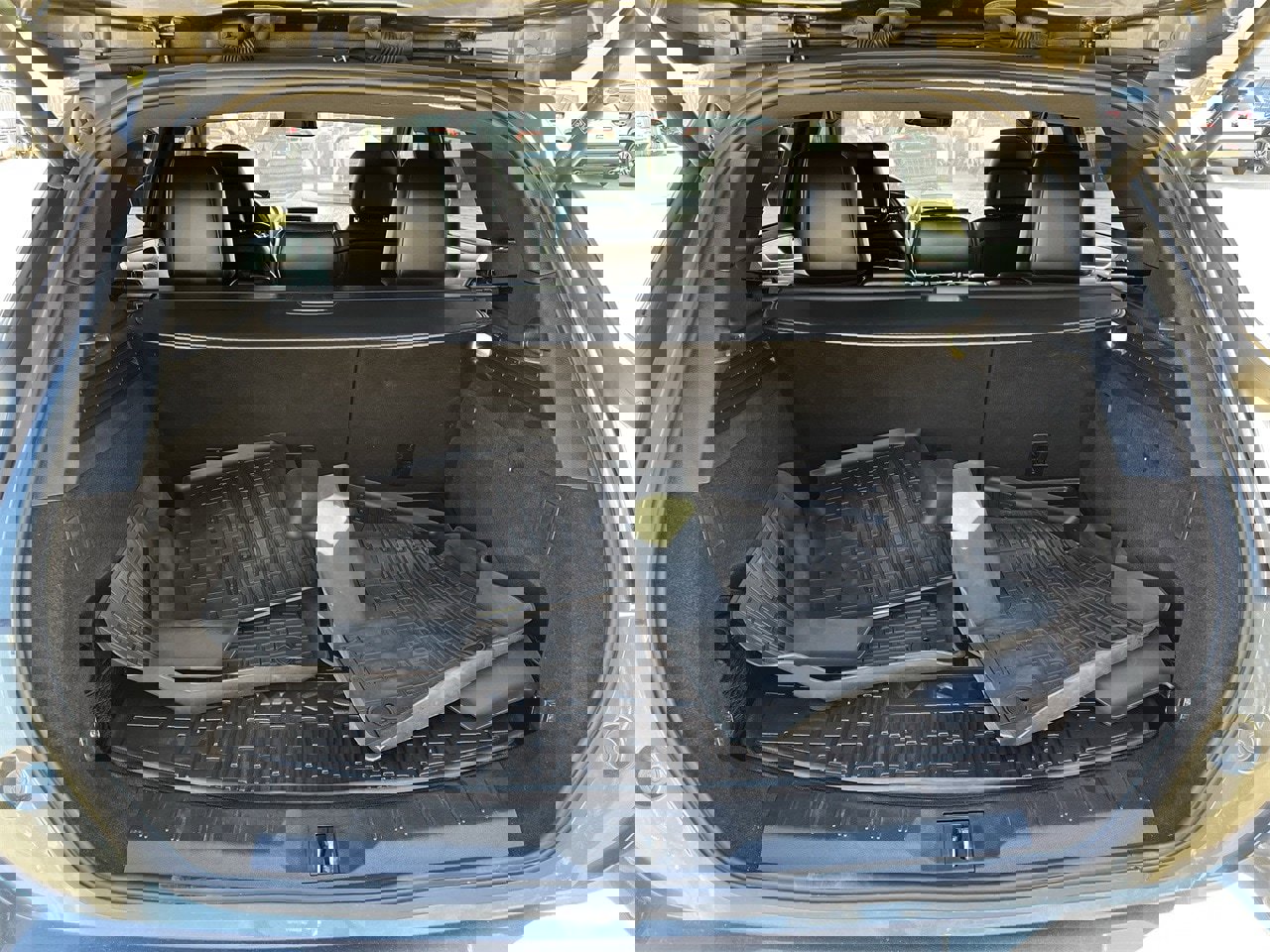 Used 2019 Lincoln MKC Reserve image 28