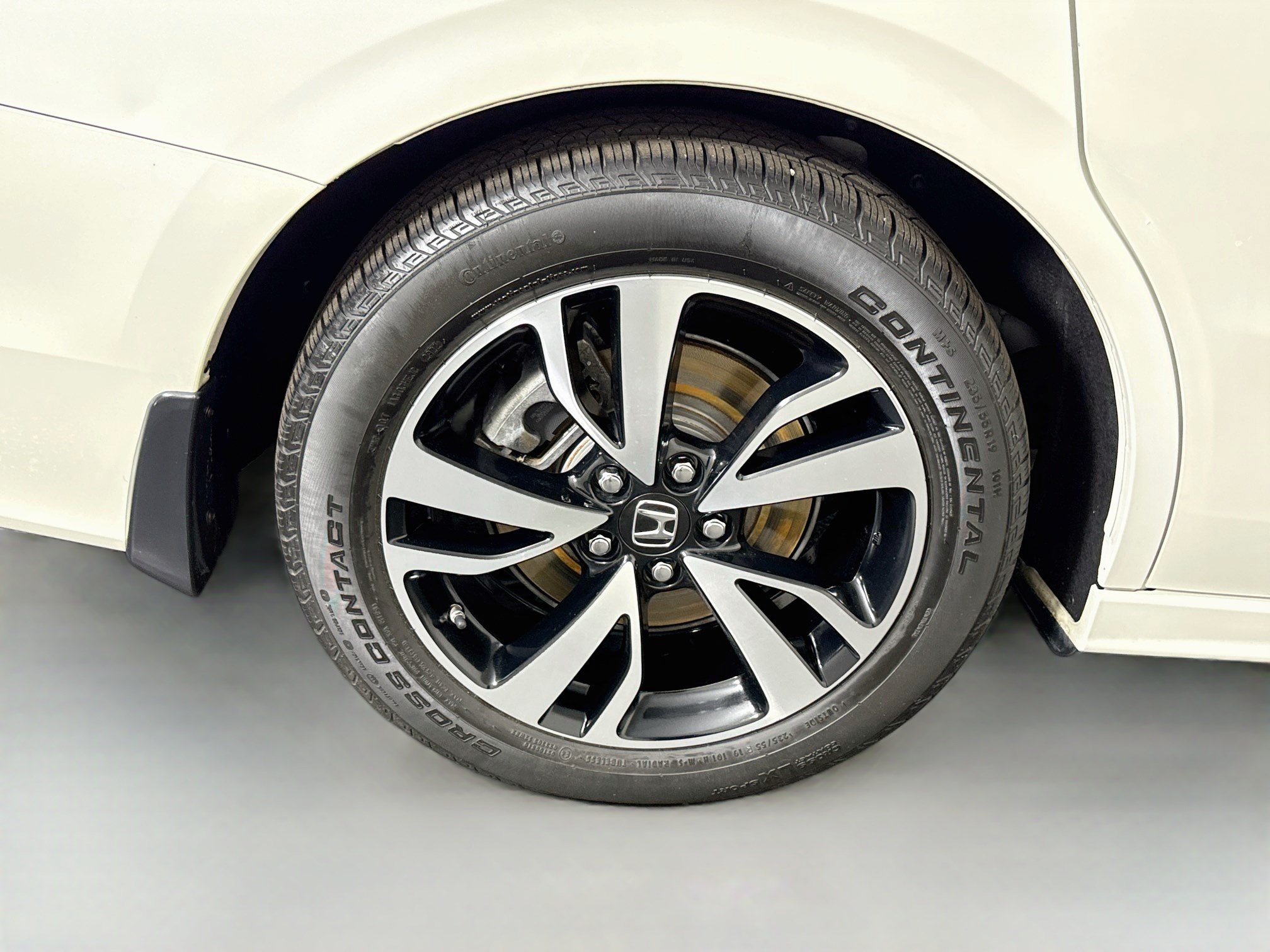 Used 2018 Honda Odyssey Elite image 31