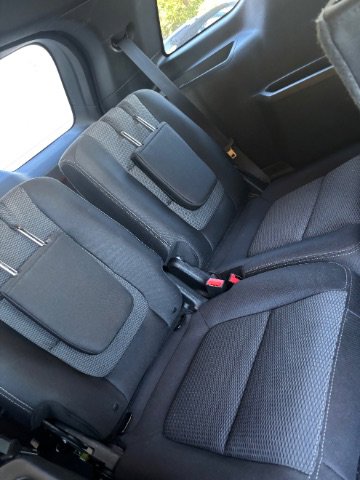 Used 2017 Ford Explorer XLT image 11