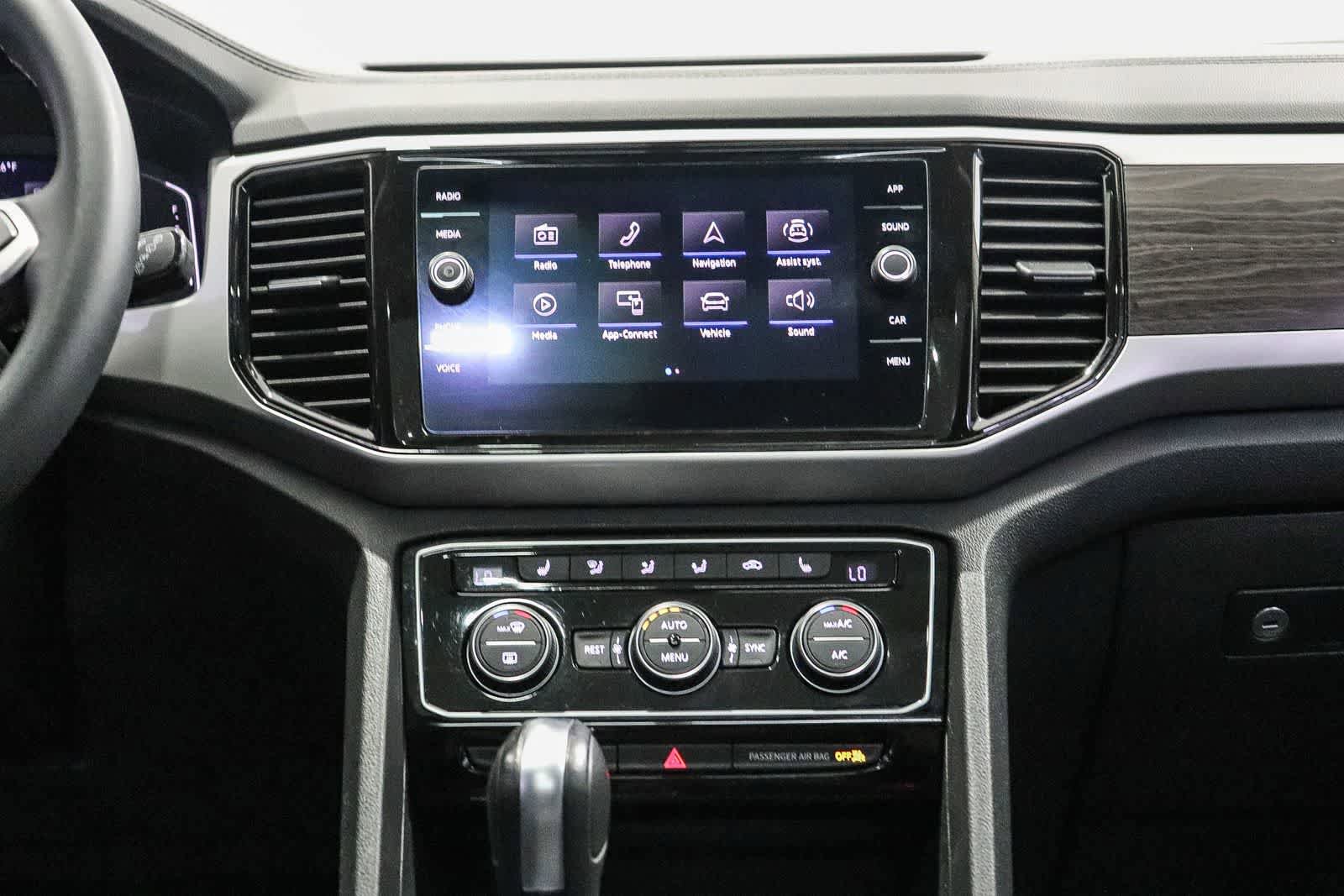 Used 2022 Volkswagen Atlas SE w/ Panoramic Sunroof Package FWD image 14