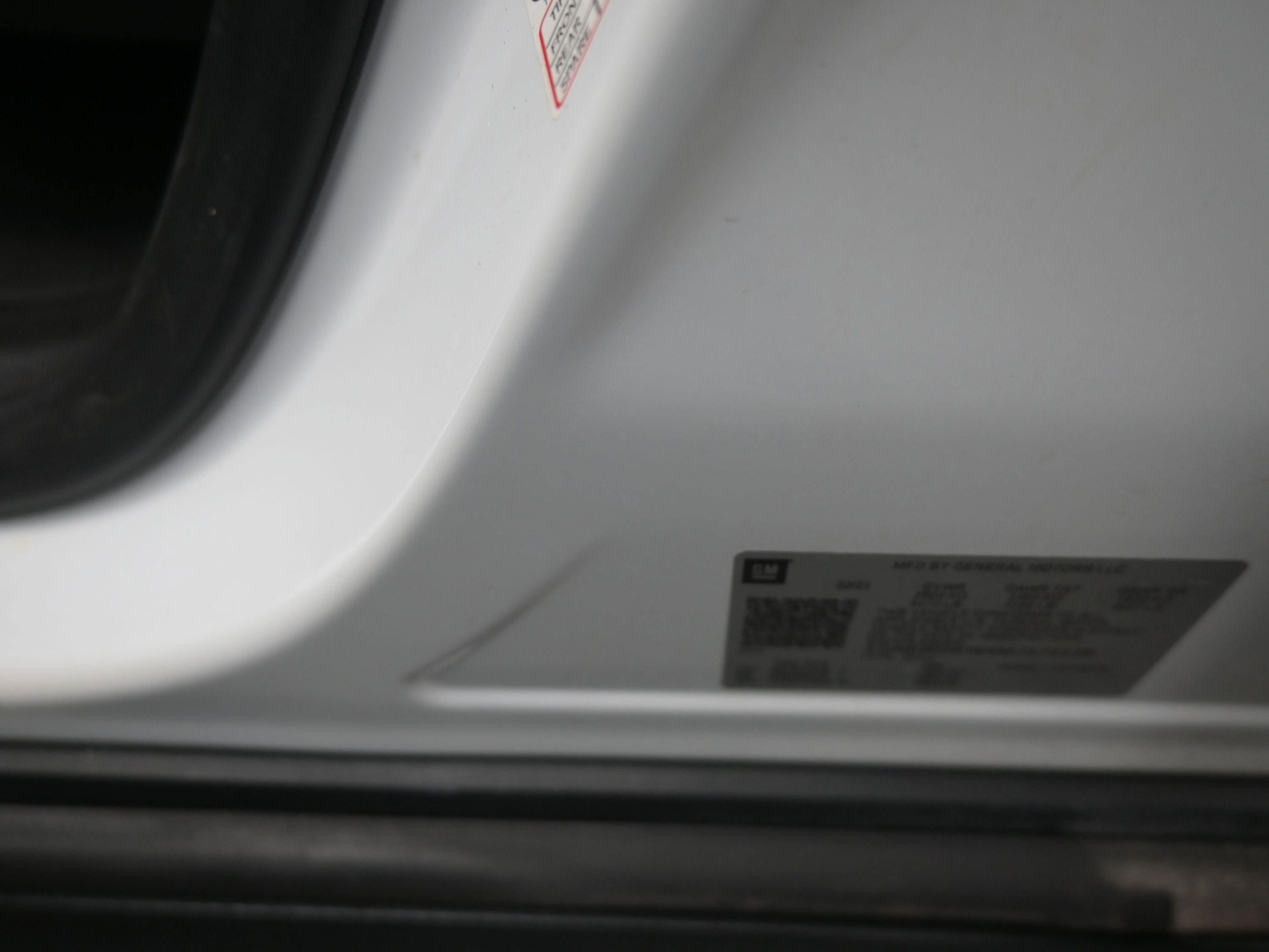 Used 2021 Chevrolet Traverse LT image 16