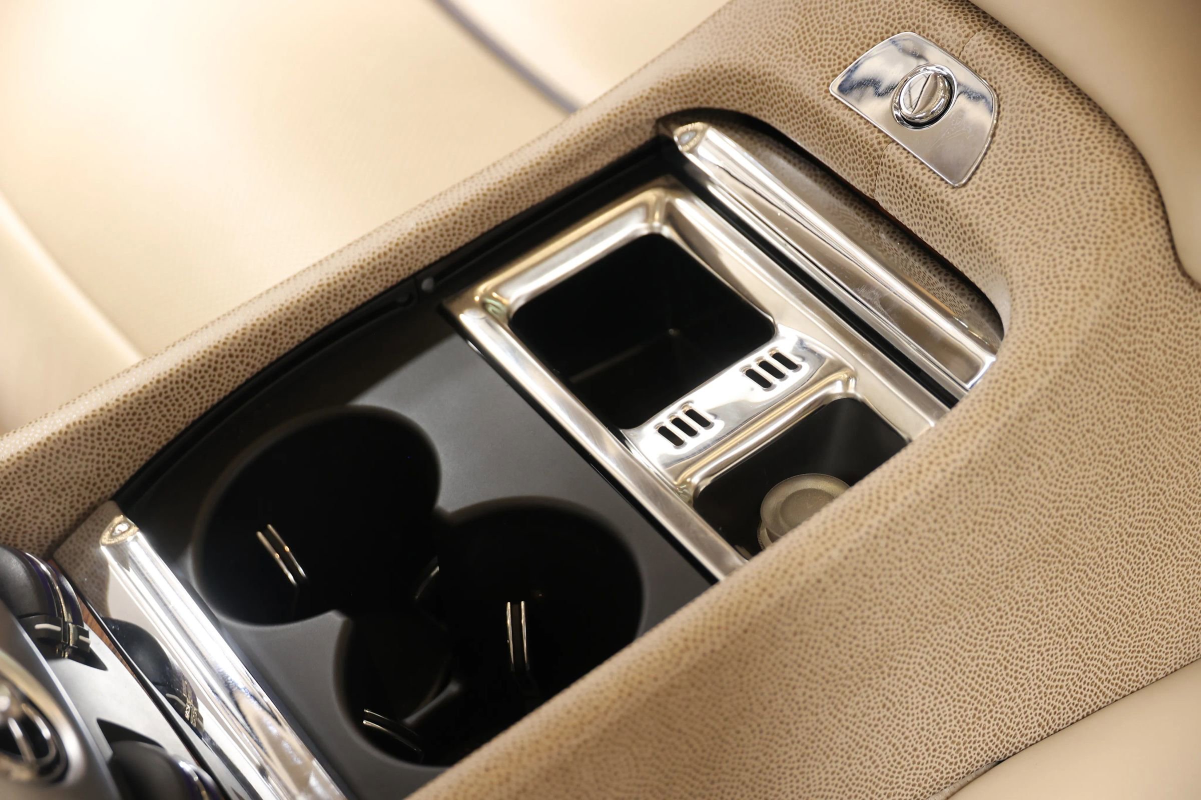 Used 2014 Rolls-Royce Wraith image 67