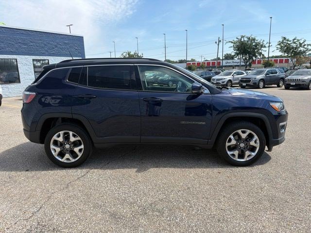 Used 2019 Jeep Compass Limited AWD/4WD image 6