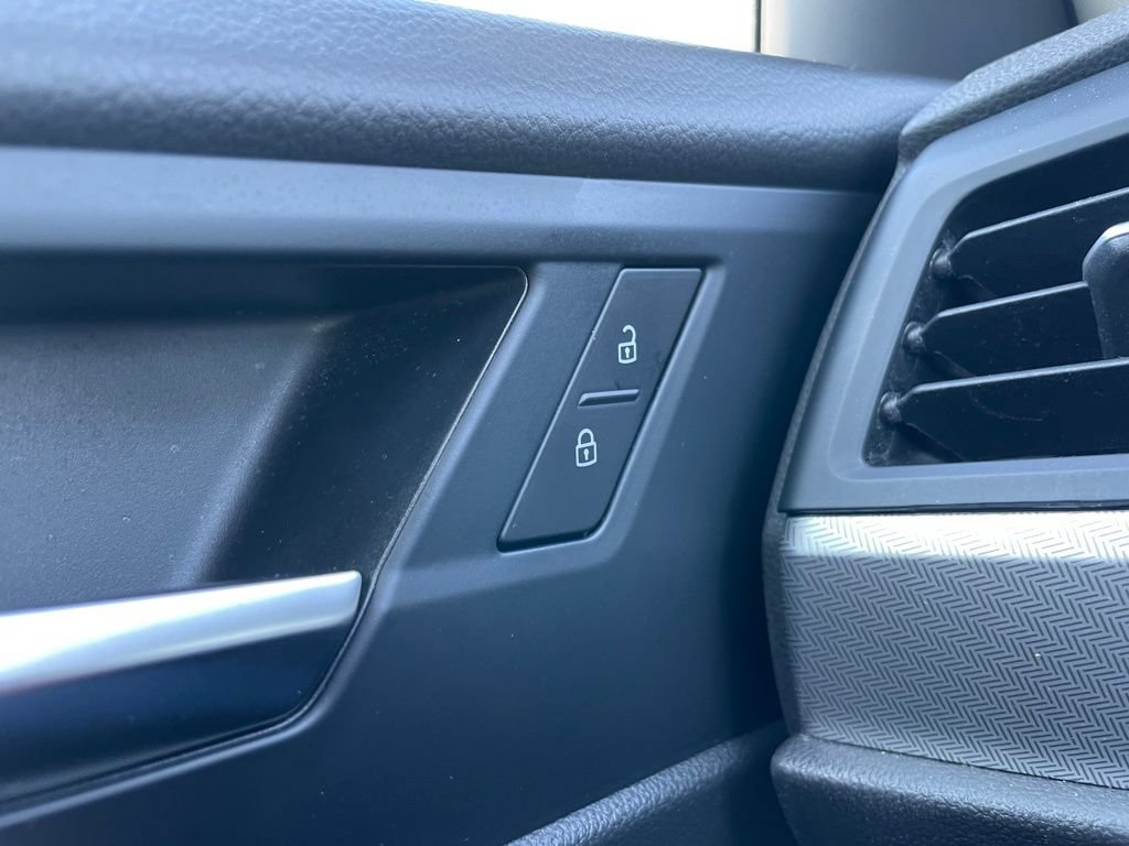 Used 2024 Volkswagen Jetta S FWD image 21