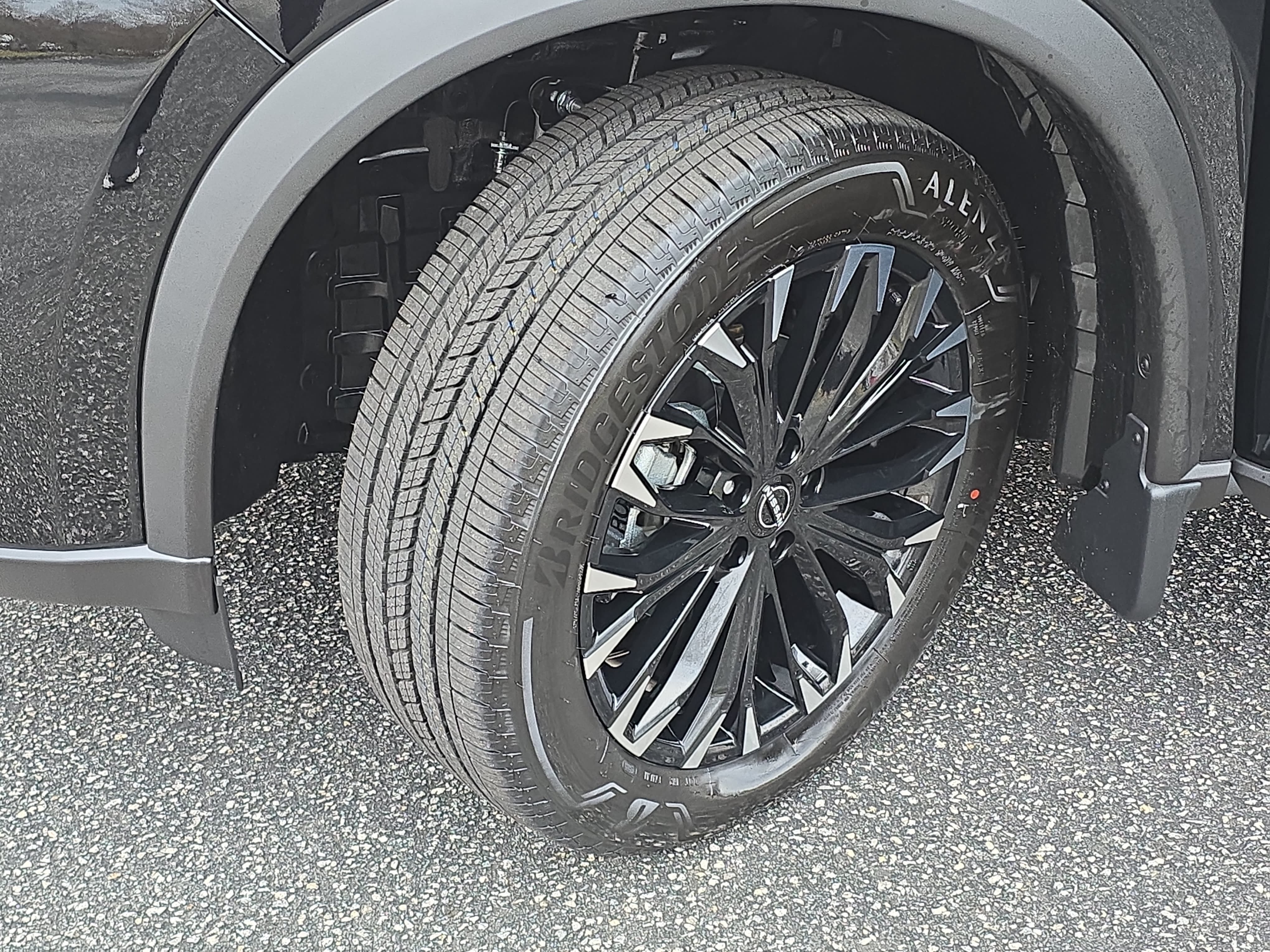 New 2026 Nissan Rogue Dark Armor AWD/4WD image 32