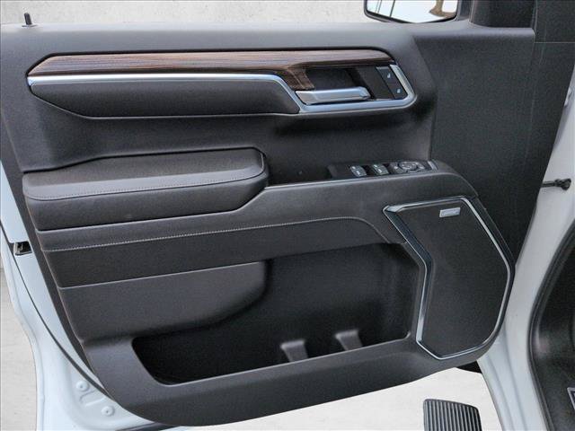 Used 2024 Chevrolet Silverado 1500 RST w/ Convenience Package II RWD image 11
