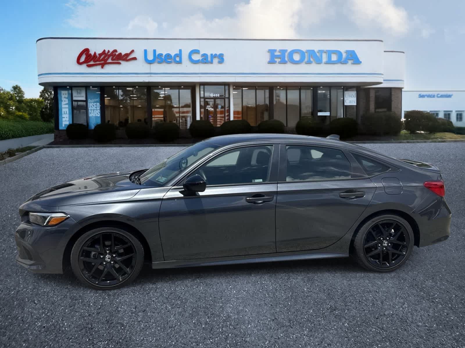 Used 2024 Honda Civic Sport image 2