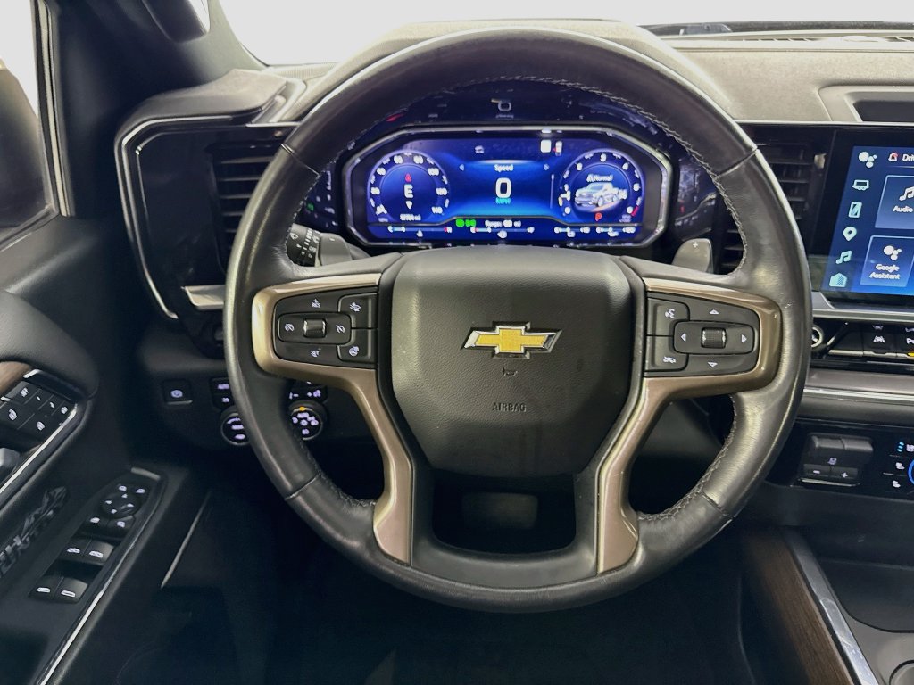 Used 2023 Chevrolet Silverado 1500 High Country w/ Technology Package AWD/4WD image 11