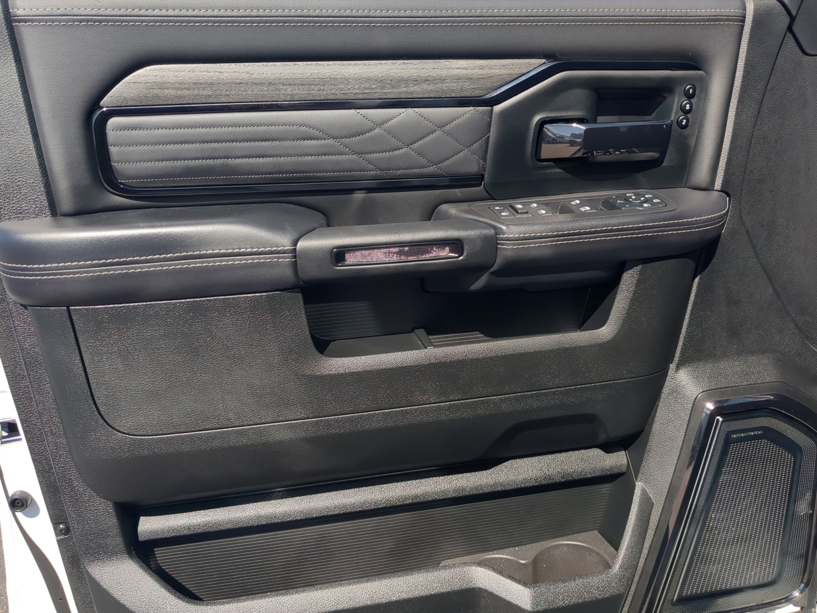 New 2026 RAM 3500 Limited image 13