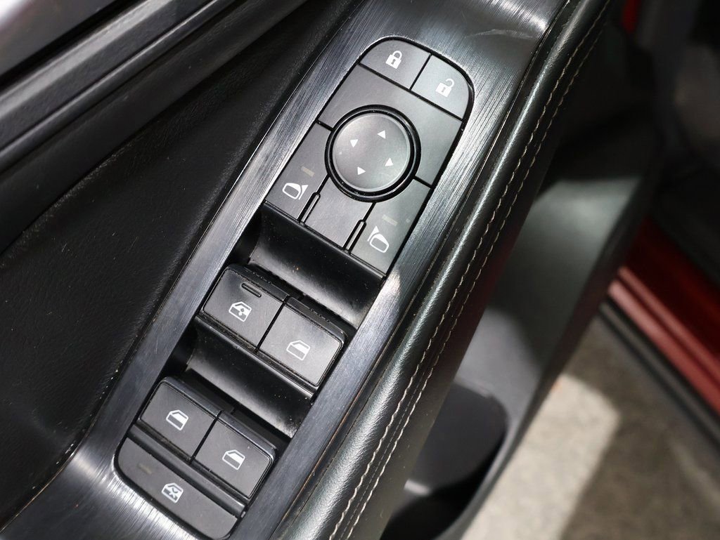 Used 2023 Nissan Rogue SV w/ SV Premium B Package image 17