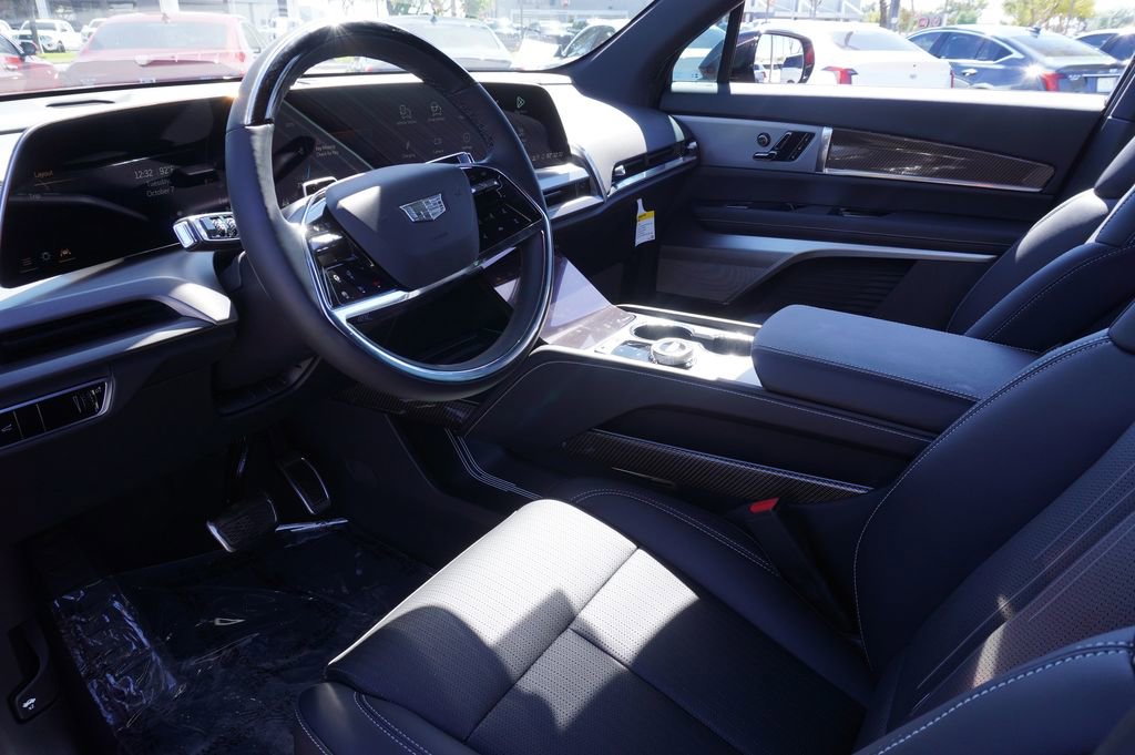 New 2026 Cadillac Vistiq Luxury AWD/4WD image 18