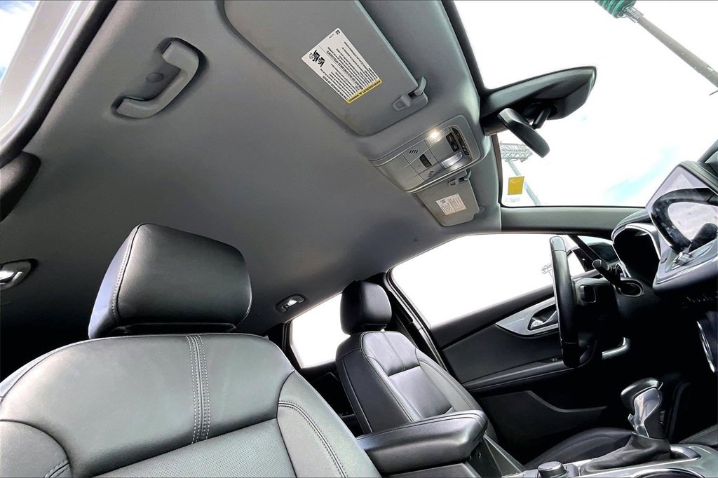 Used 2022 Chevrolet Blazer LT w/ Midnight/Sport Edition image 17