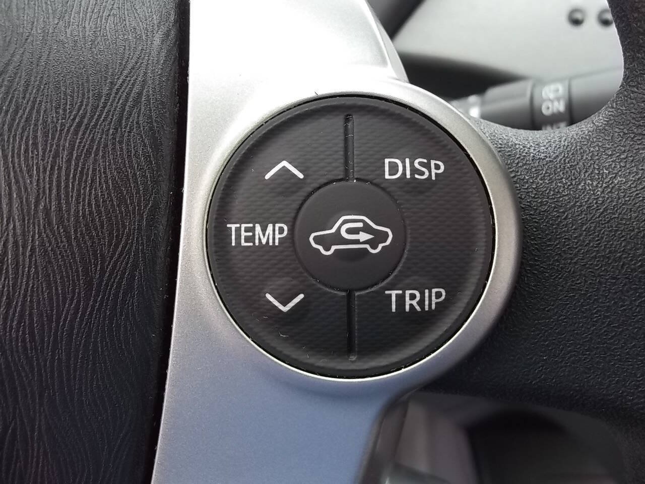 Used 2014 Toyota Prius Three w/ Solar Roof Package FWD image 19