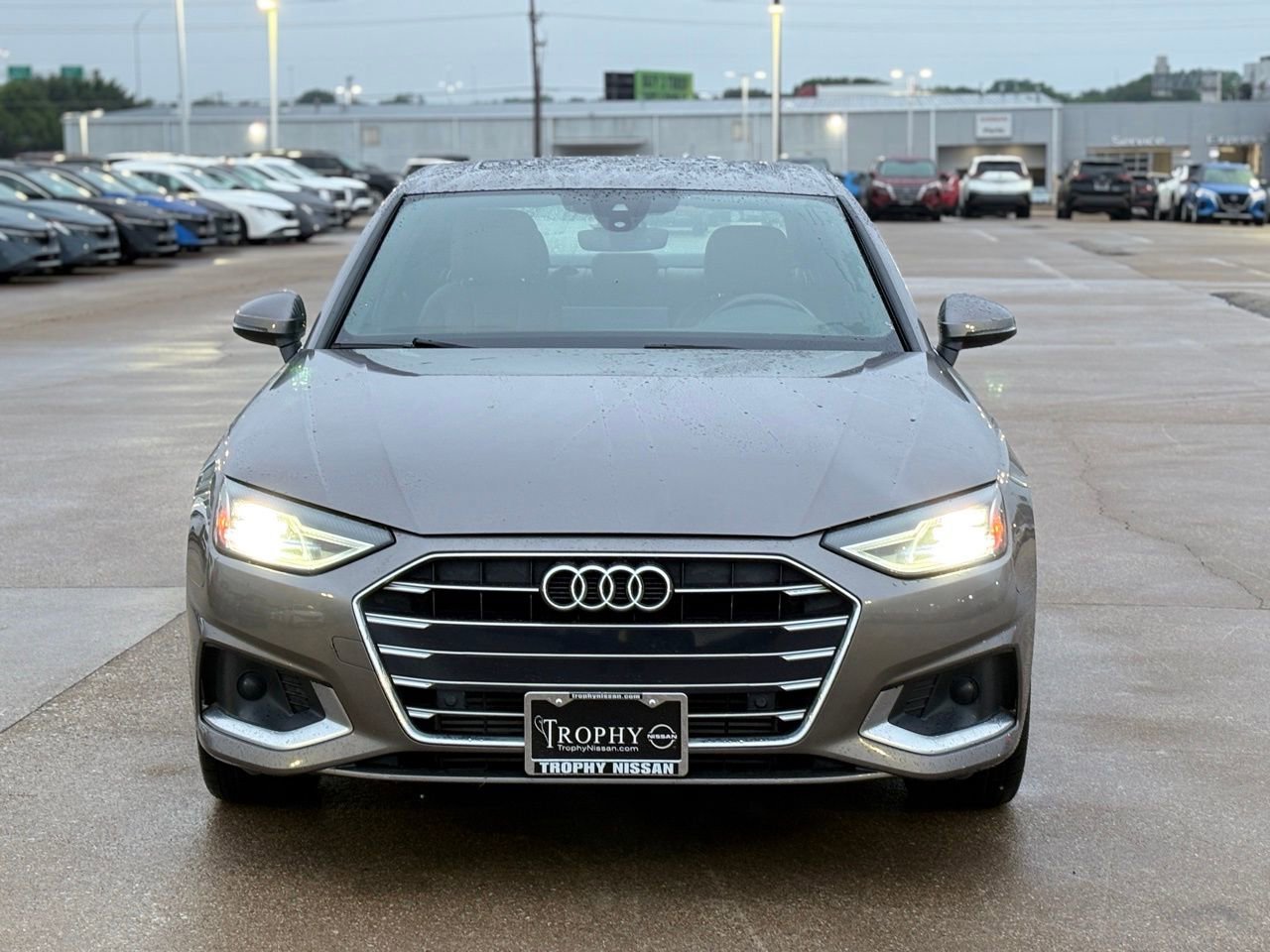 Used 2020 Audi A4 2.0T Premium w/ Convenience Package FWD image 4