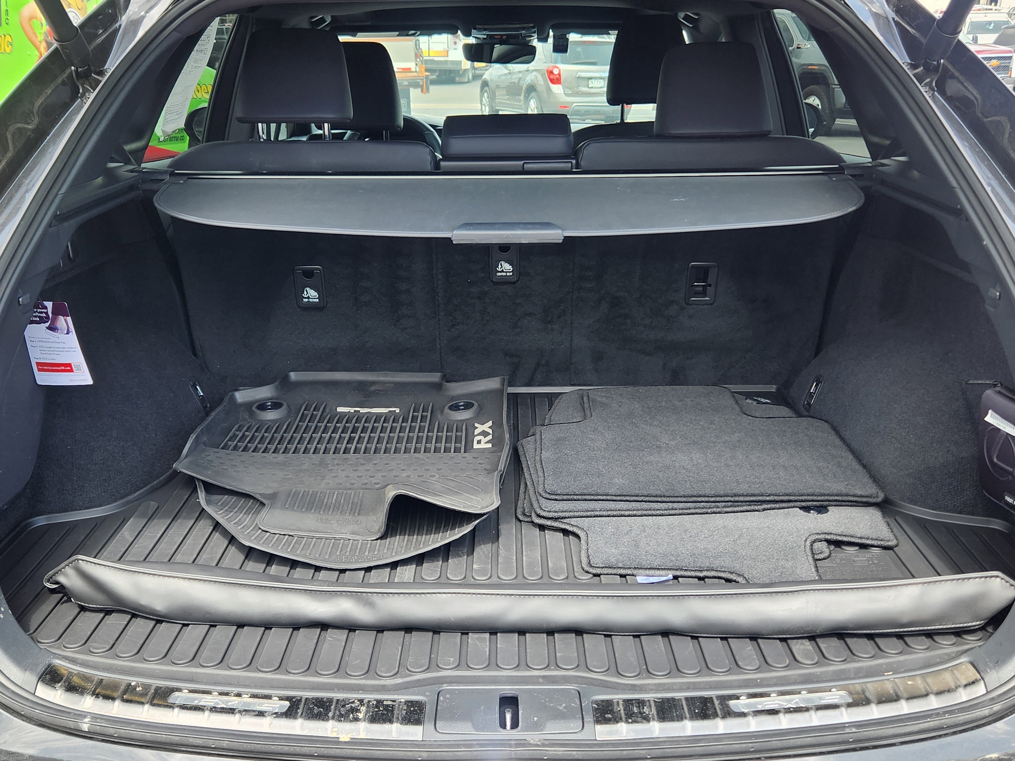 Used 2025 Lexus RX 350h w/ Convenience Package image 20