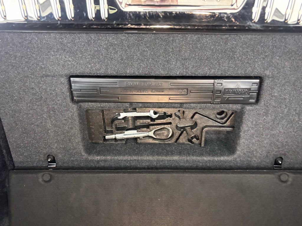 Used 2016 Rolls-Royce Wraith image 48