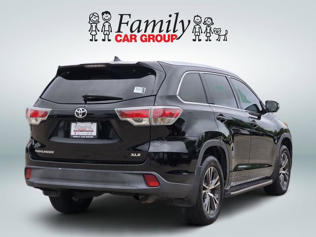 Used 2016 Toyota Highlander XLE image 4
