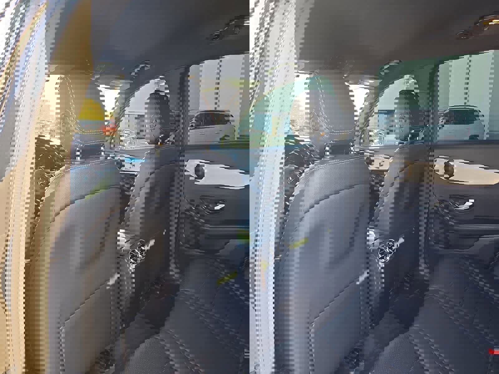 Used 2022 Mercedes-Benz GLC 300 image 17