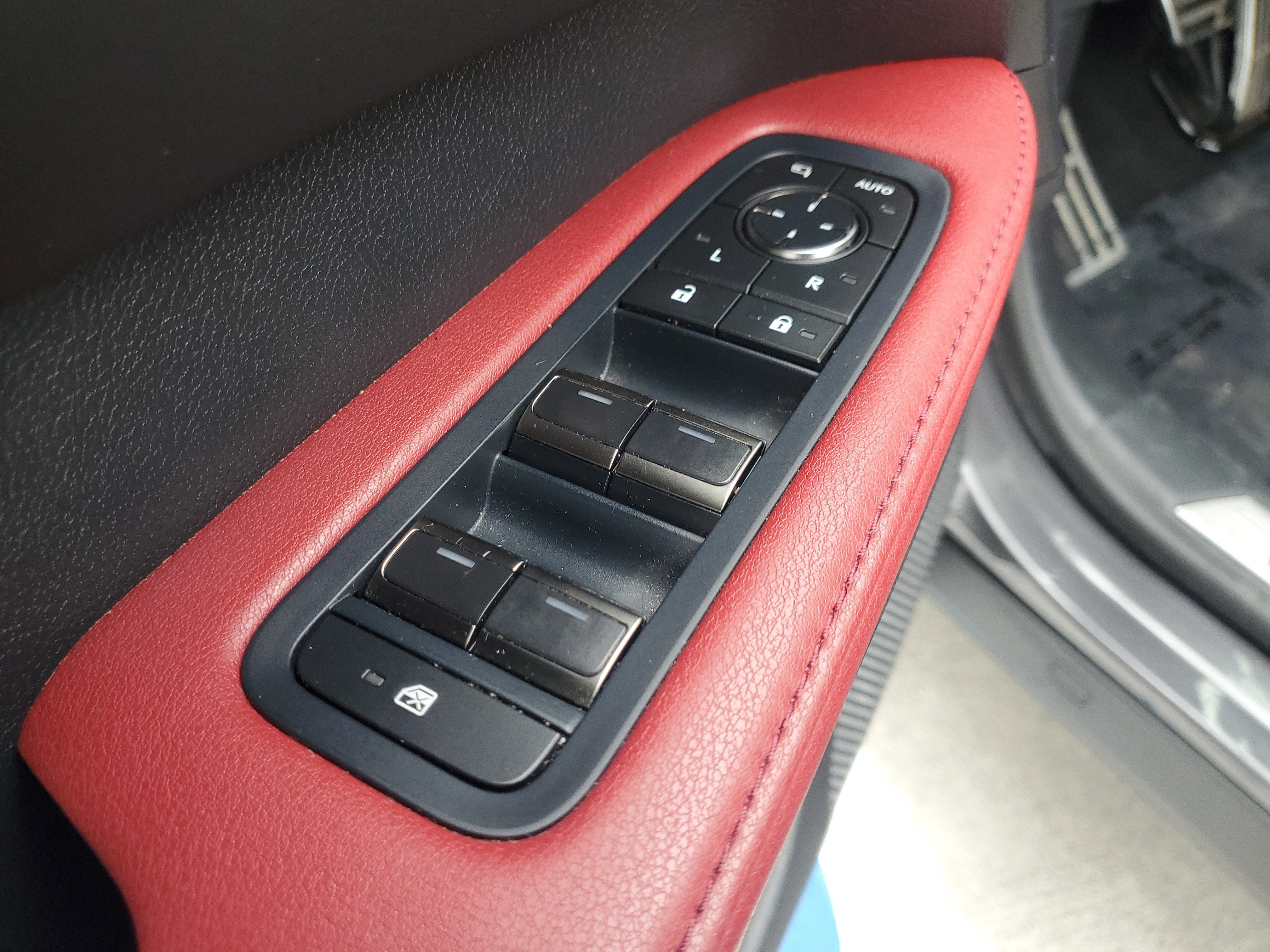 Used 2024 Lexus RX 350 F Sport w/ Convenience Package image 25