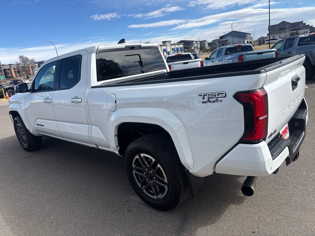 Used 2024 Toyota Tacoma TRD Sport w/ TRD Sport Upgrade Package image 3