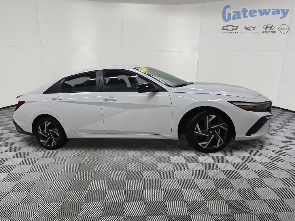 Used 2025 Hyundai Elantra SEL