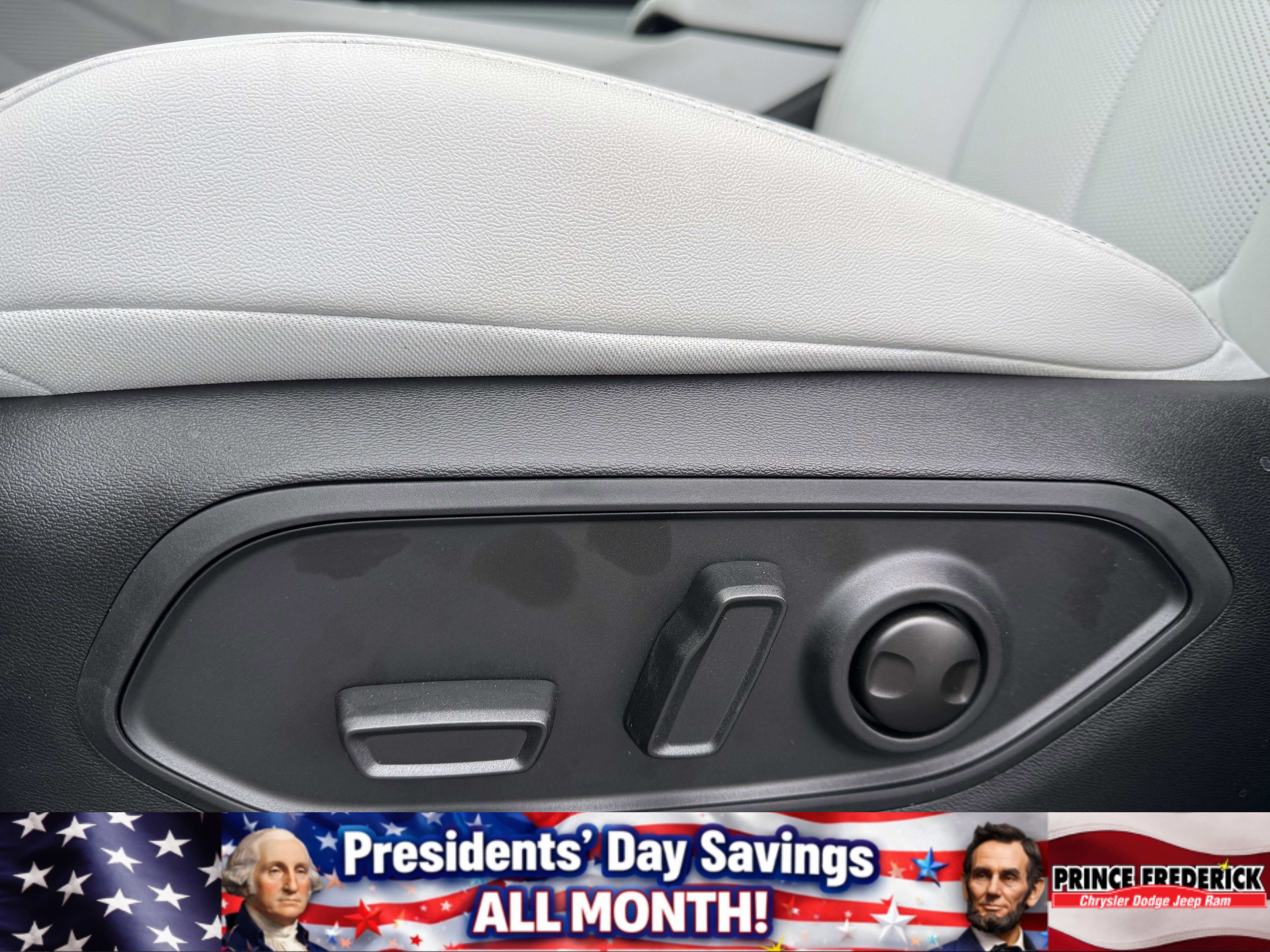 New 2026 Jeep Cherokee Limited image 11