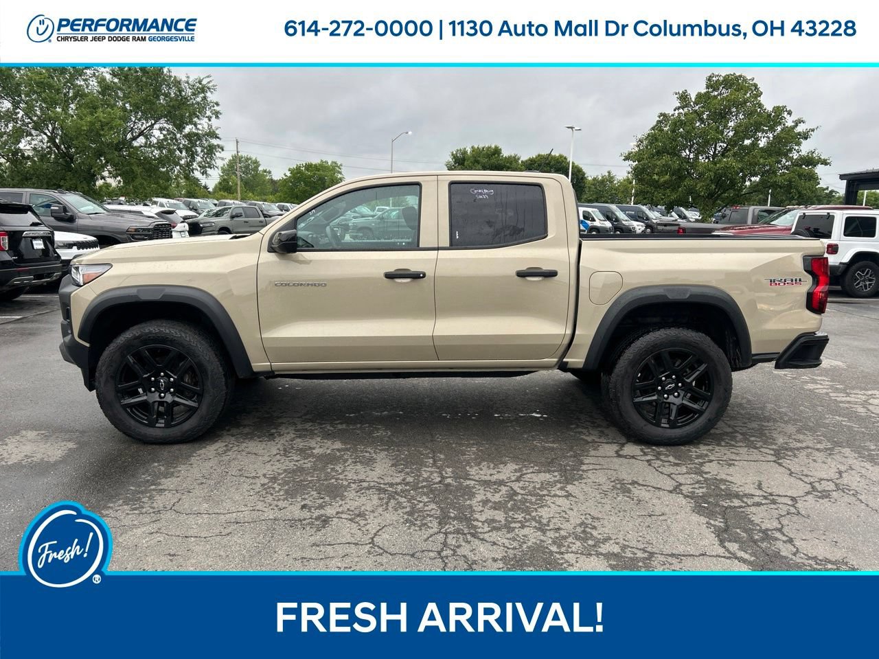 Used 2024 Chevrolet Colorado Trail Boss w/ Technology Package AWD/4WD image 7