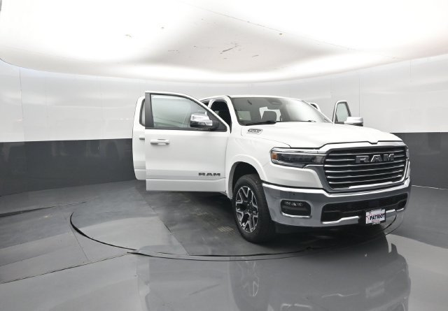 Used 2026 RAM 1500 Laramie AWD/4WD image 57