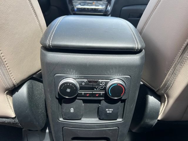 Used 2023 Ford Explorer Limited w/ Equipment Group 301A AWD/4WD image 21