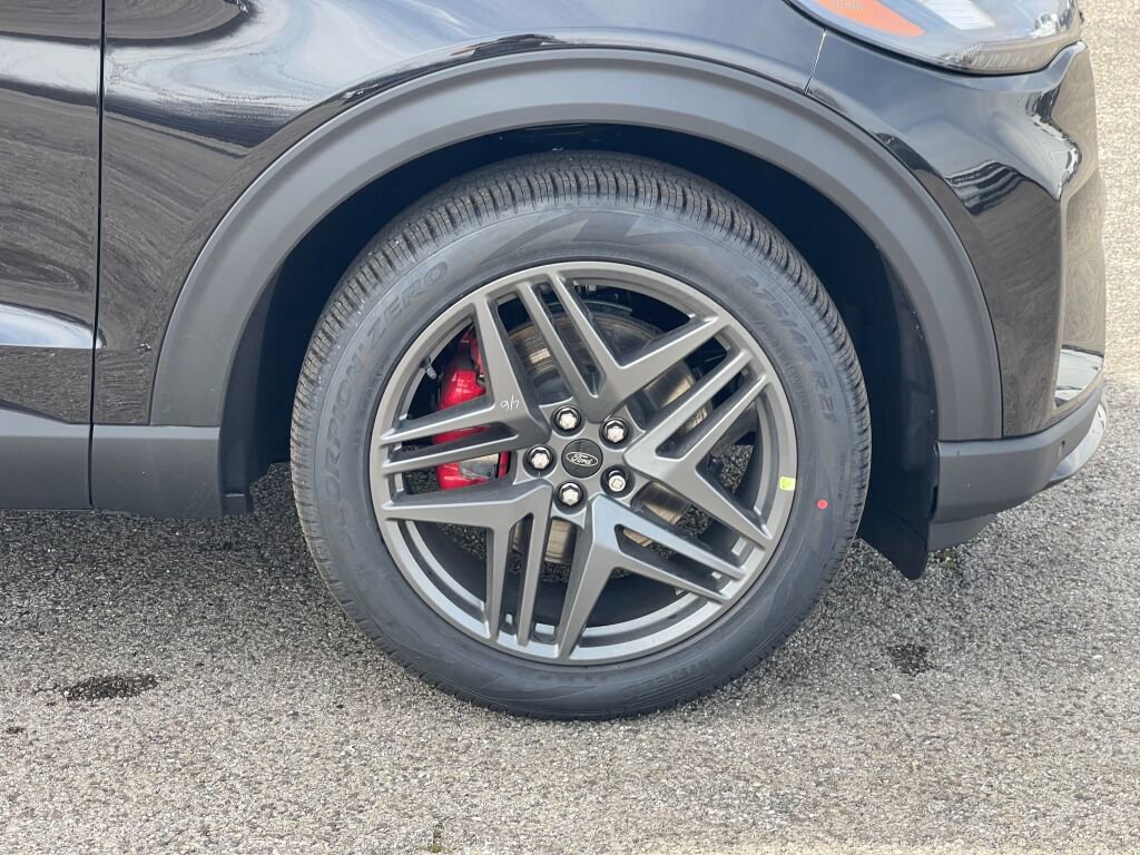 New 2026 Ford Explorer ST image 29