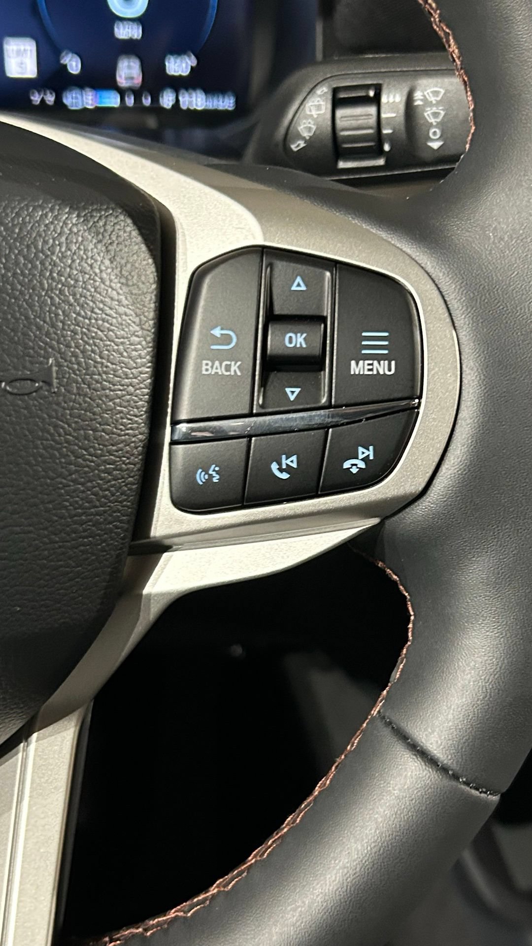 New 2026 Ford Explorer Active w/ Active Comfort Package AWD/4WD image 80
