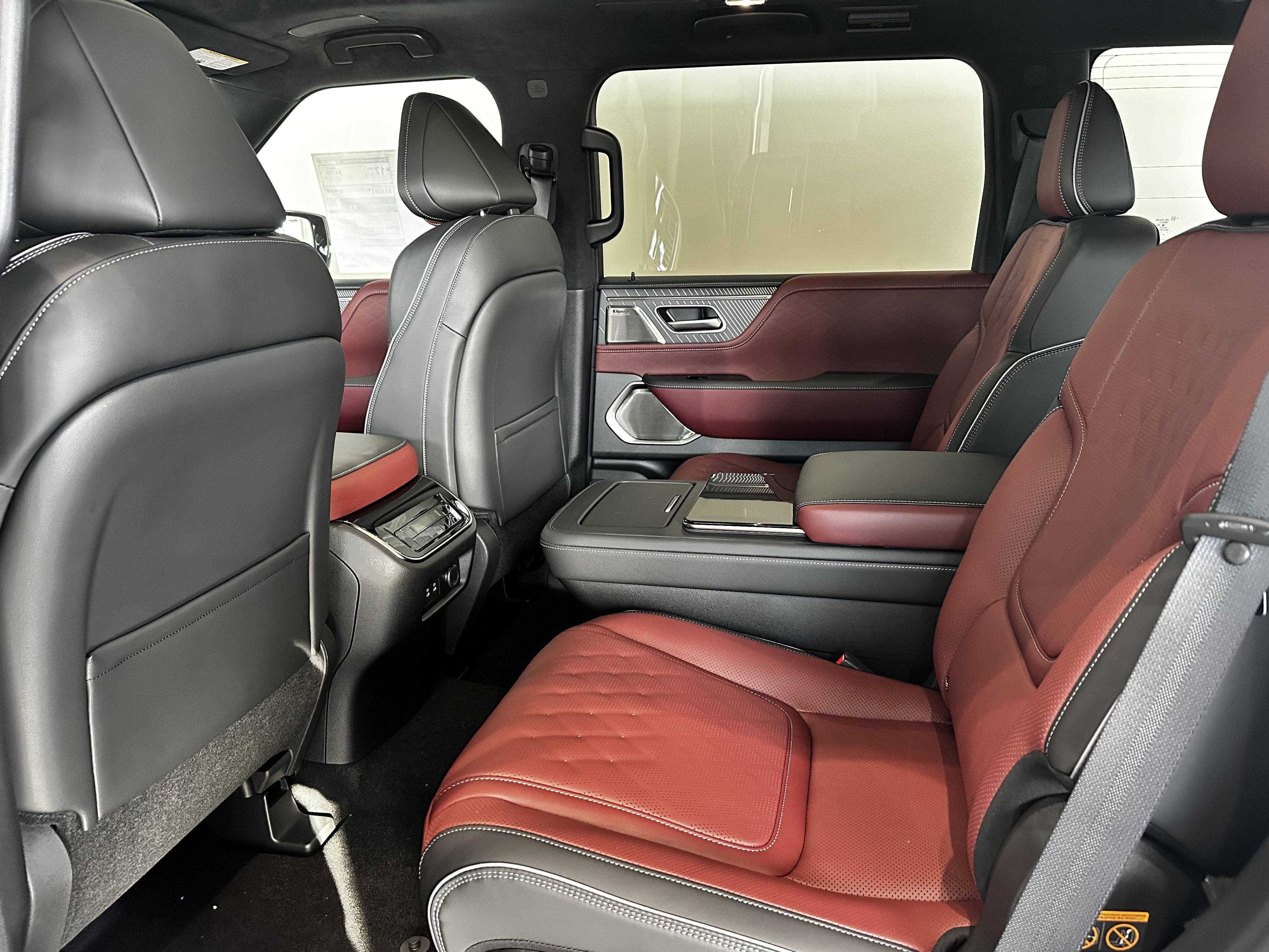 New 2026 INFINITI QX80 Autograph image 16