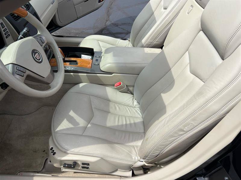 Used 2005 Cadillac XLR RWD image 25