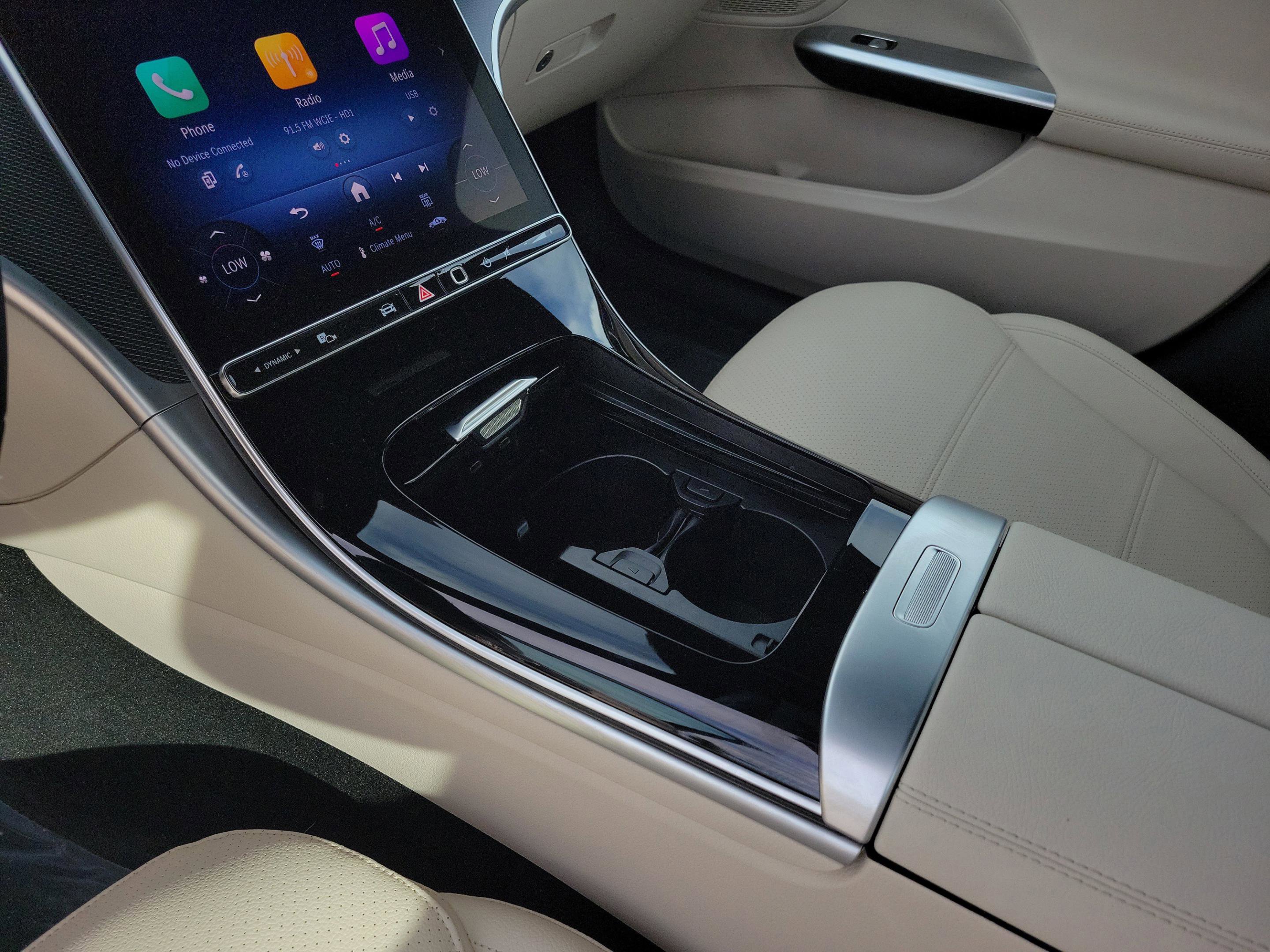 Certified 2025 Mercedes-Benz C 300 Sedan image 26